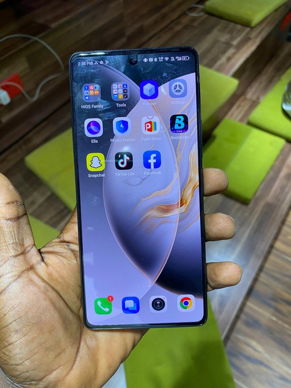 tecno camon 30 display